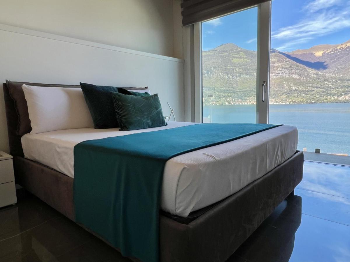 Luxury Lakefront Penthouse Lezzeno Esterno foto